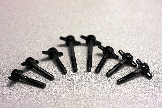 Tripod screws