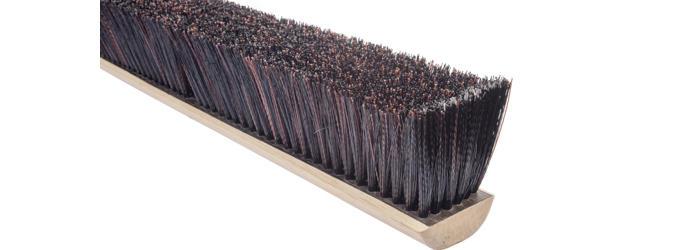 Magnolia Brush 18 Red Coarse/Black Fine Mixed Plastic Floor Broom