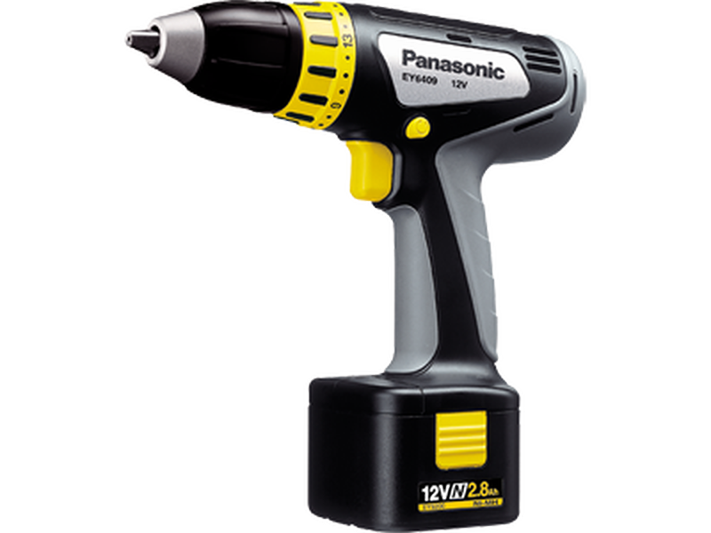 Panasonic 12V Cordless Drill & Driver Kit